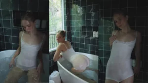 Caroline Zalog Bathtub Tease Video Leaked