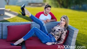 LoveHerFeet – Gigi Dior – The Bestest Friend